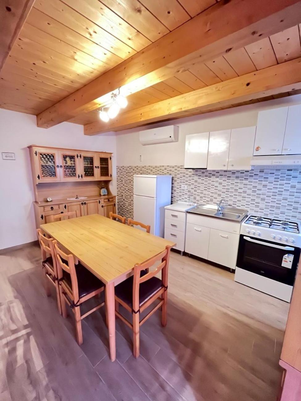 Bilo Mariagrazia Apartman Marcelli Kültér fotó